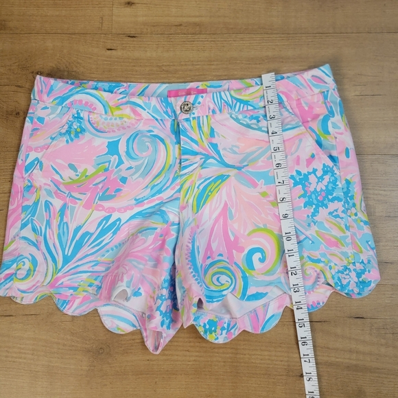 Lilly Pulitzer Shorts - Picture 11 of 12